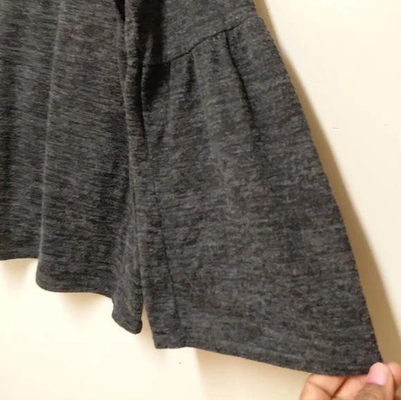 Poine Womens Gray Flared Blouse Top Size L - Picture 2 of 7